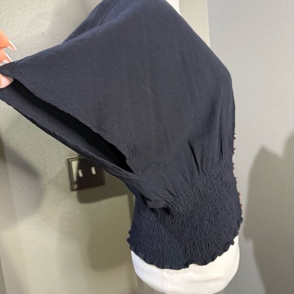 Abercrombie & Fitch Black Buttoned Smocked Blouse - Picture 4 of 9